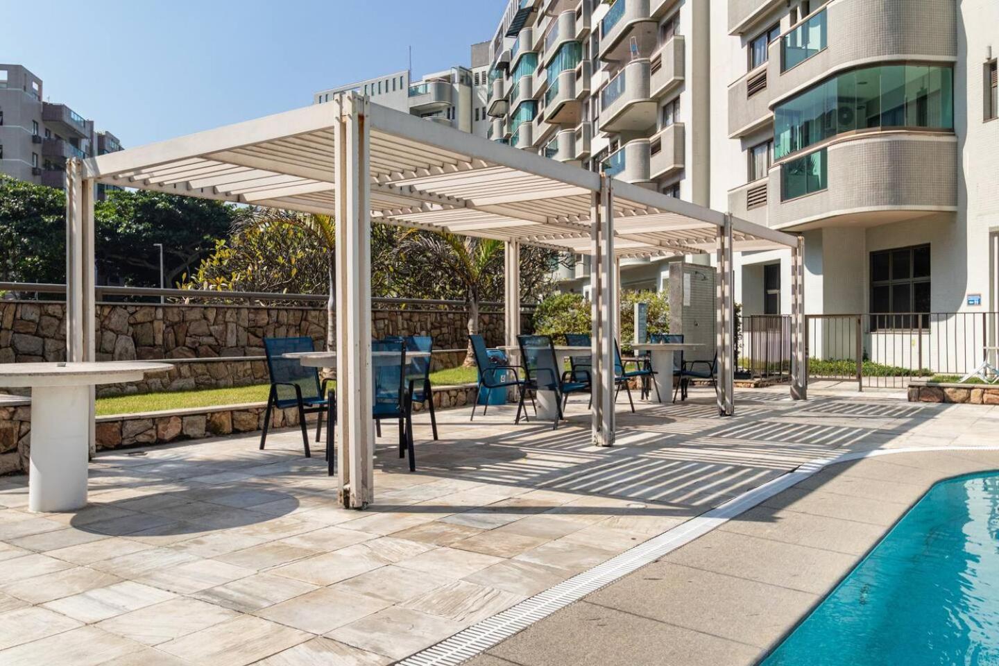 Apartamento Frente Mar Na Barra