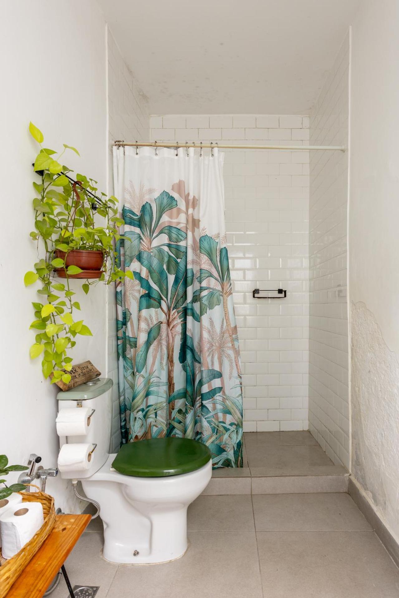 Chez Zany Boutique - Santa Teresa Albergue *