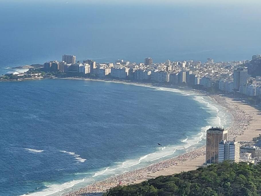 Apartamento Excelente Em Copacabana Com 2 Quartos *