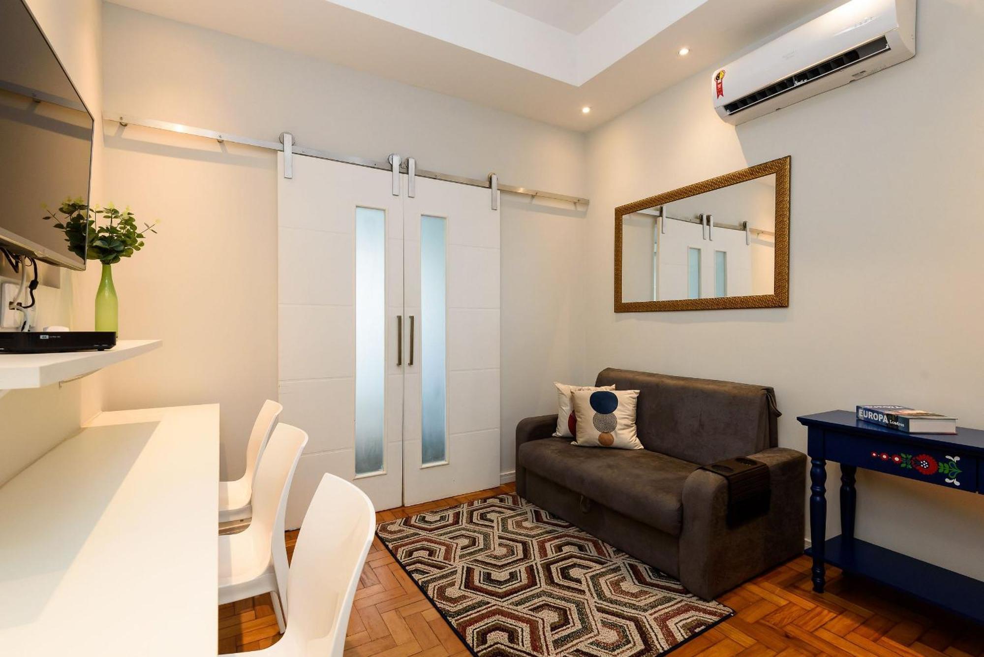 Apartamento Com Vista Mar Em Copacabana | Mvc 15/911 Rio de Janeiro