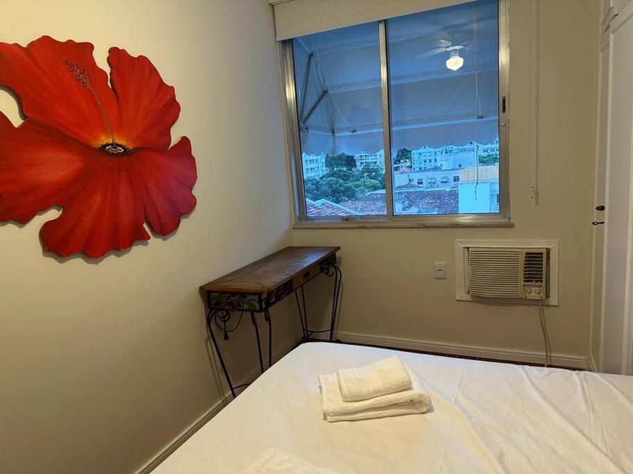 Belo Renovado 3 Quartos Em Copacabana * Rio de Janeiro