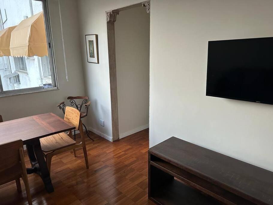 Apartamento Belo Renovado 3 Quartos Em Copacabana *
