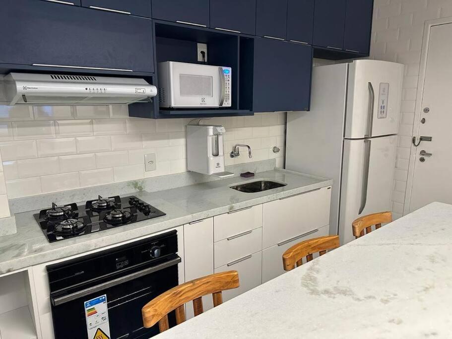 Belo Renovado 3 Quartos Em Copacabana Apartamento *
