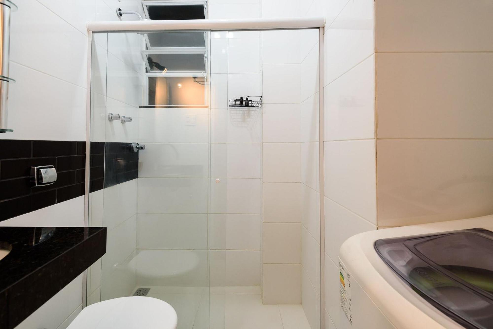 Apartamento A 200m Da | Nsc 1085/605