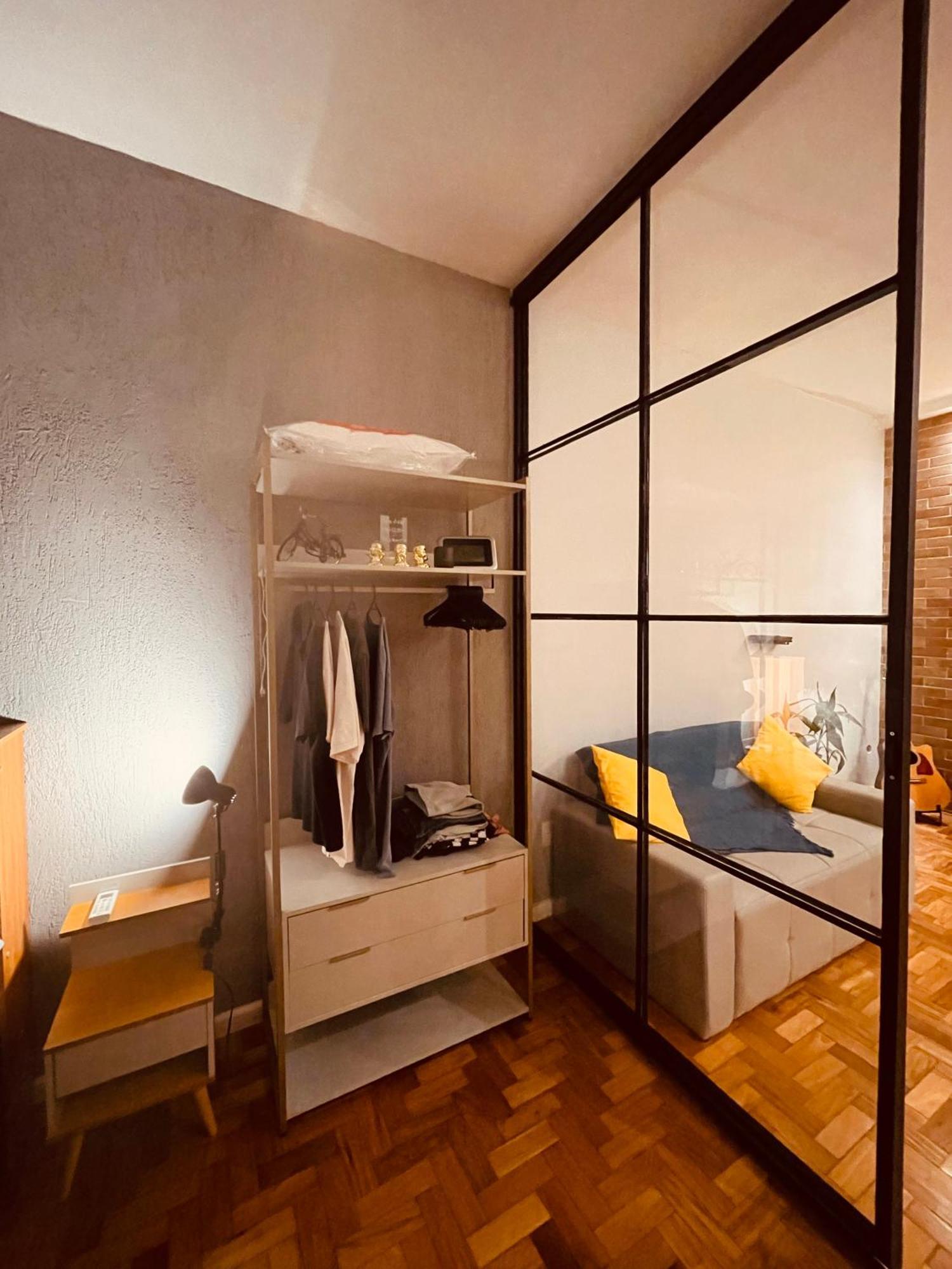 Quadra Praia! Loft Industrial Requintado Novo 4 Pessoas Vizinho Copacabana Palace!