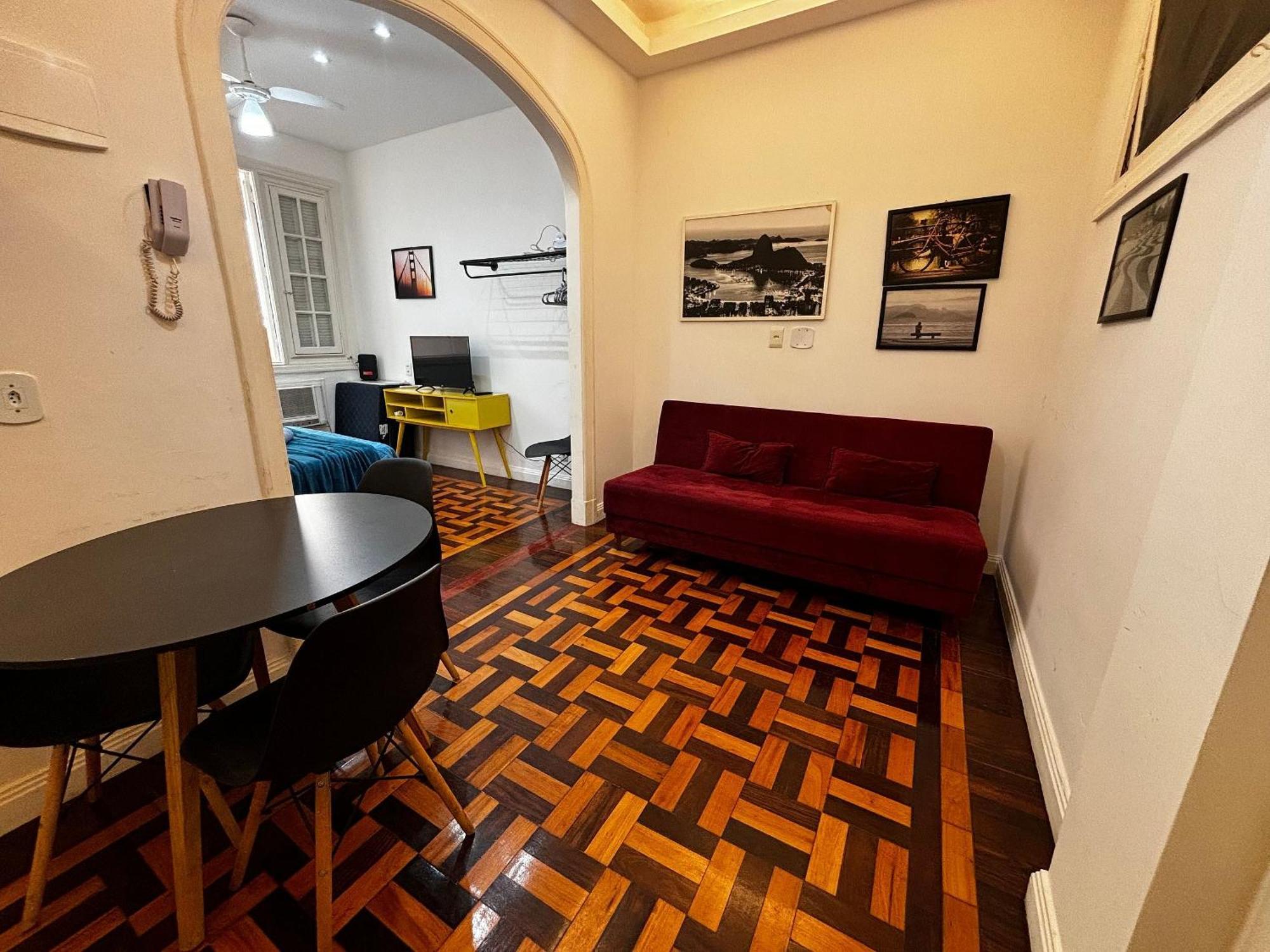 Loft Em Copa A 1 Quadra Da Apartamento