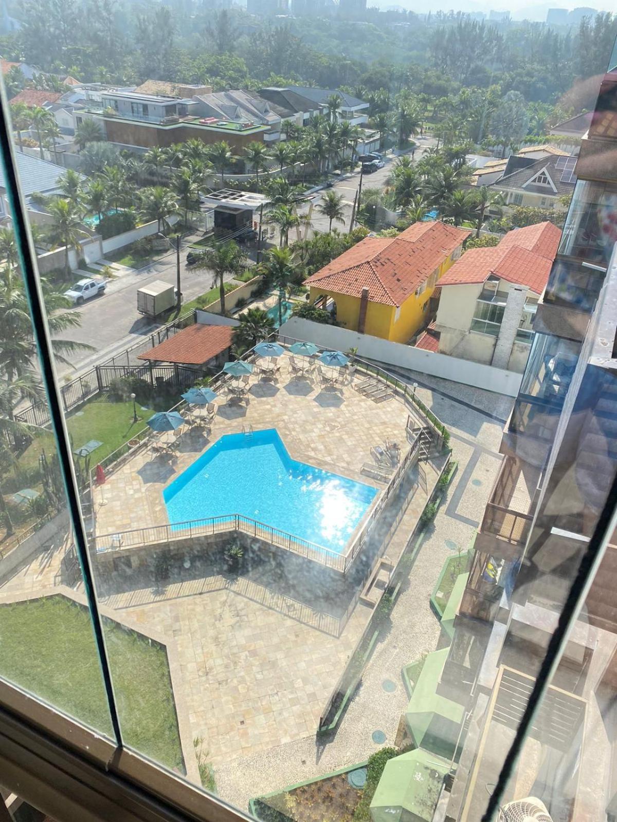 Lindo Apto No Lugar Da Barra Da Tijuca! Com Uma Vista De Tirar O Folego, Frente O Mar! Totalmente Equipado E Decorado Ao Lado Dos Melhores E Quiosques Da Barra! Portaria 24h, Piscina, Sauna, Jacuzzi, Academia, Garagem, Wi-fi, Lavan * Rio de Janeiro