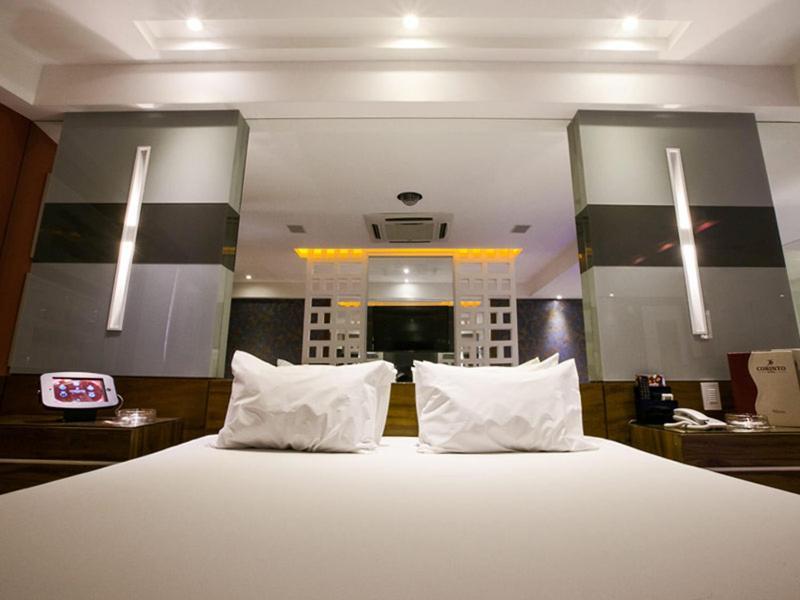 Corinto 3*