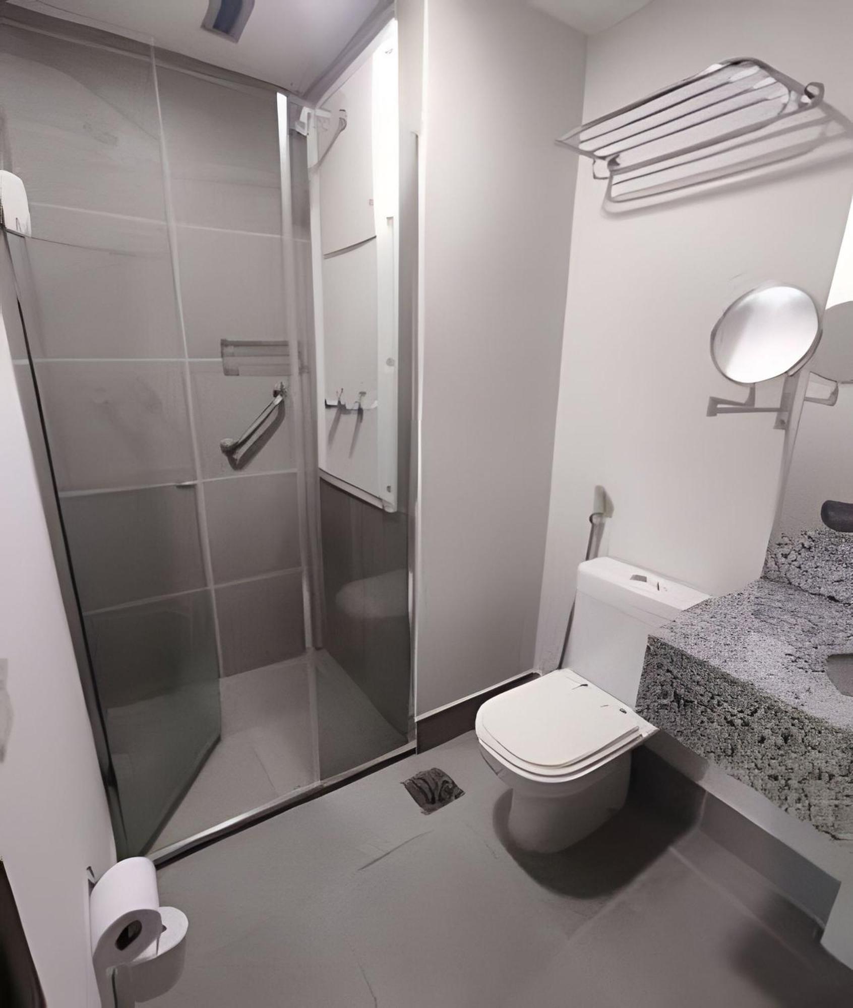 Flat Vpm - Cozinha, Varanda, Ar Cond, Estacionamento, Cama Queen, Vista Incrivel, 400mb Wi-fi, Tv Smart, Servicos De Streaming, Ducha Forte, Proximo A Barra Da Tijuca E Recreio, 10min De Carro Da Apartamento