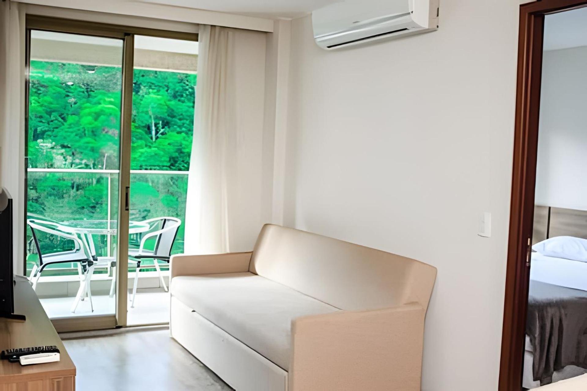 Flat Vpm - Cozinha, Varanda, Ar Cond, Estacionamento, Cama Queen, Vista Incrivel, 400mb Wi-fi, Tv Smart, Servicos De Streaming, Ducha Forte, Proximo A Barra Da Tijuca E Recreio, 10min De Carro Da Apartamento Rio de Janeiro