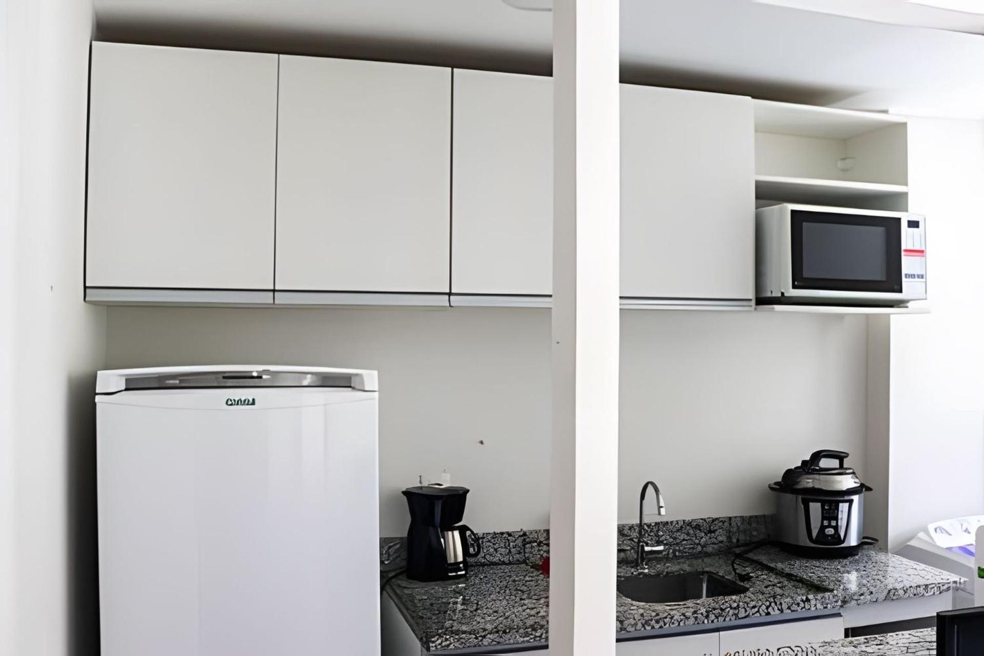 Flat Vpm - Cozinha, Varanda, Ar Cond, Estacionamento, Cama Queen, Vista Incrivel, 400mb Wi-fi, Tv Smart, Servicos De Streaming, Ducha Forte, Proximo A Barra Da Tijuca E Recreio, 10min De Carro Da Apartamento Rio de Janeiro