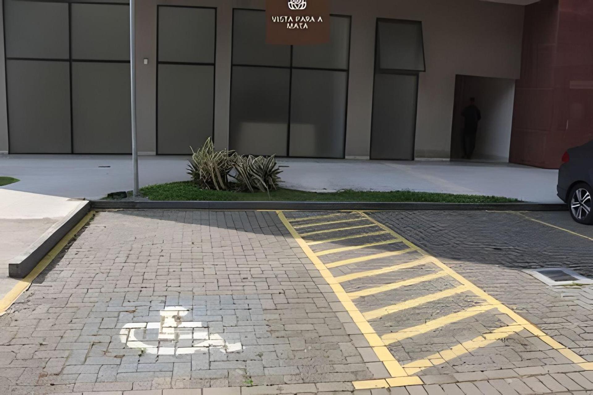 Flat Vpm - Cozinha, Varanda, Ar Cond, Estacionamento, Cama Queen, Vista Incrivel, 400mb Wi-fi, Tv Smart, Servicos De Streaming, Ducha Forte, Proximo A Barra Da Tijuca E Recreio, 10min De Carro Da Rio de Janeiro