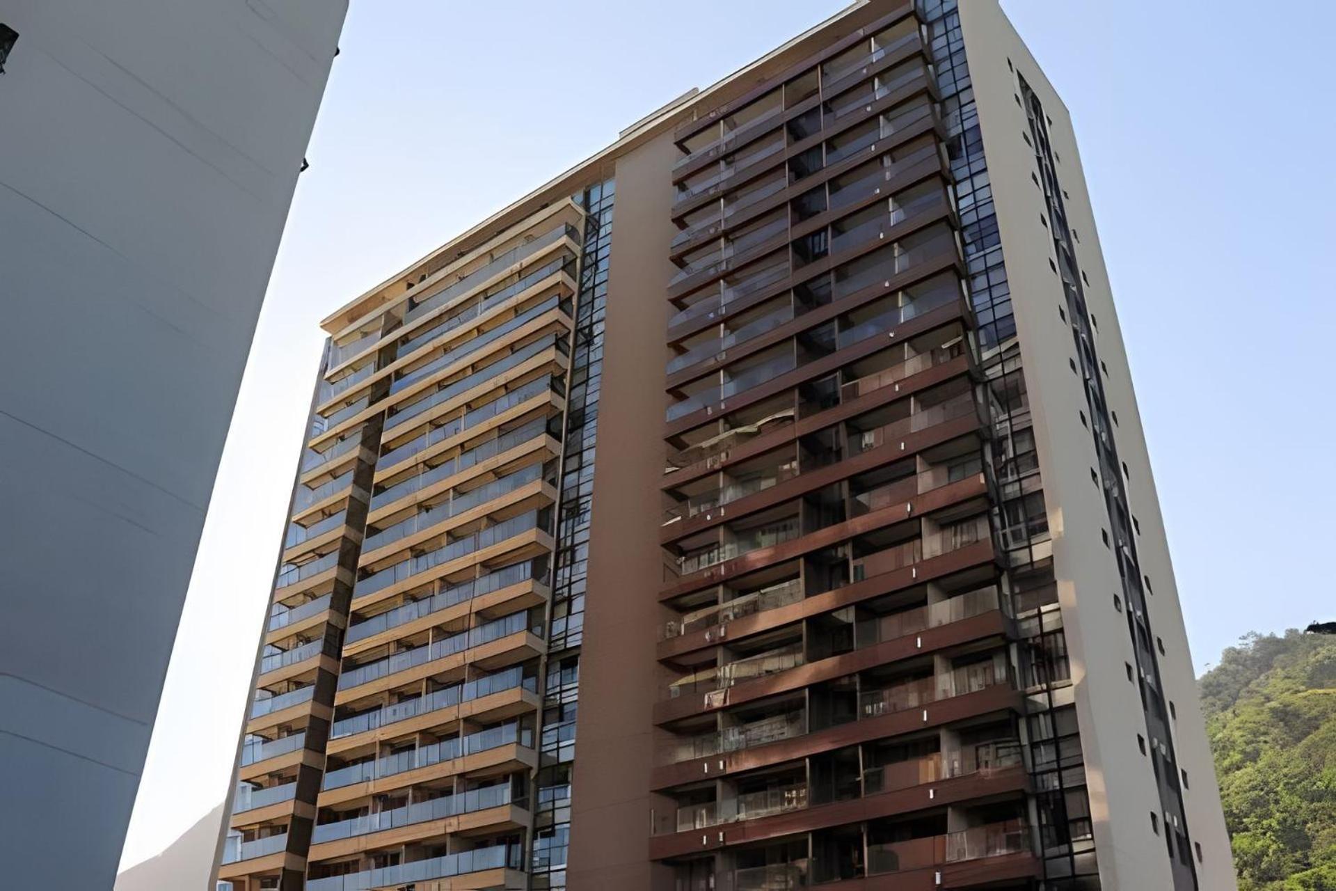 Flat Vpm - Cozinha, Varanda, Ar Cond, Estacionamento, Cama Queen, Vista Incrivel, 400mb Wi-fi, Tv Smart, Servicos De Streaming, Ducha Forte, Proximo A Barra Da Tijuca E Recreio, 10min De Carro Da Rio de Janeiro