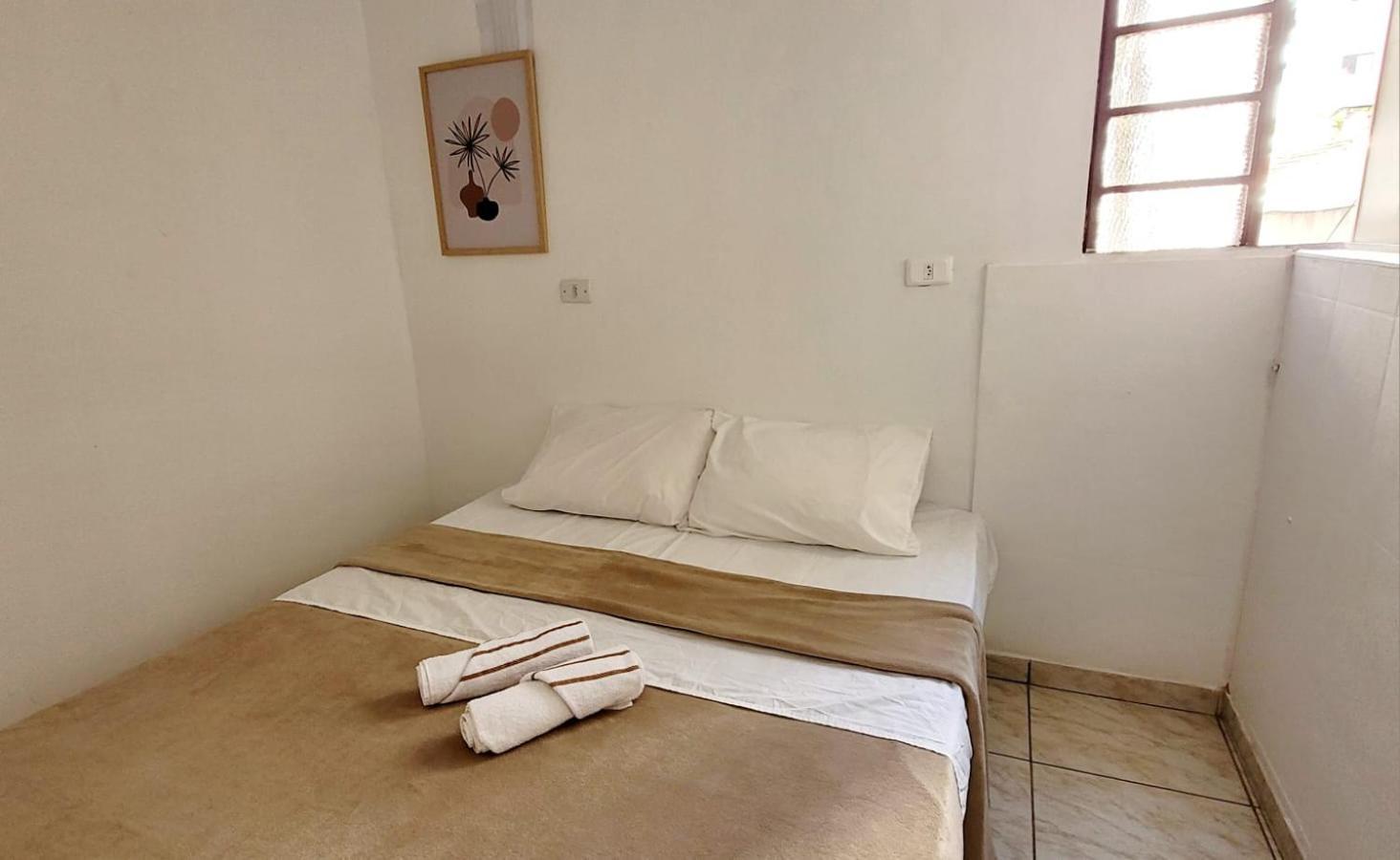 Casa Do Adriano Hostel *