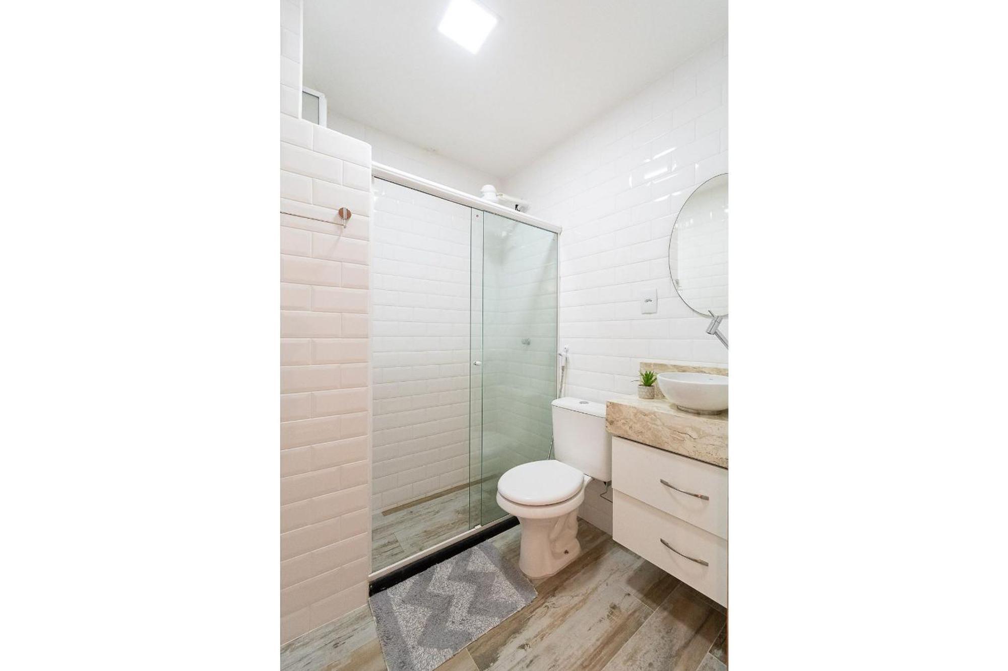 Apartamento Omar Do Rio - Sl 108 Moderno E Sala Com Garagem, Internet 240mbps, A 5 Minutos Praias De Ipanema, Arpoador E Copacabana, A 100 Metros Do Metrô *