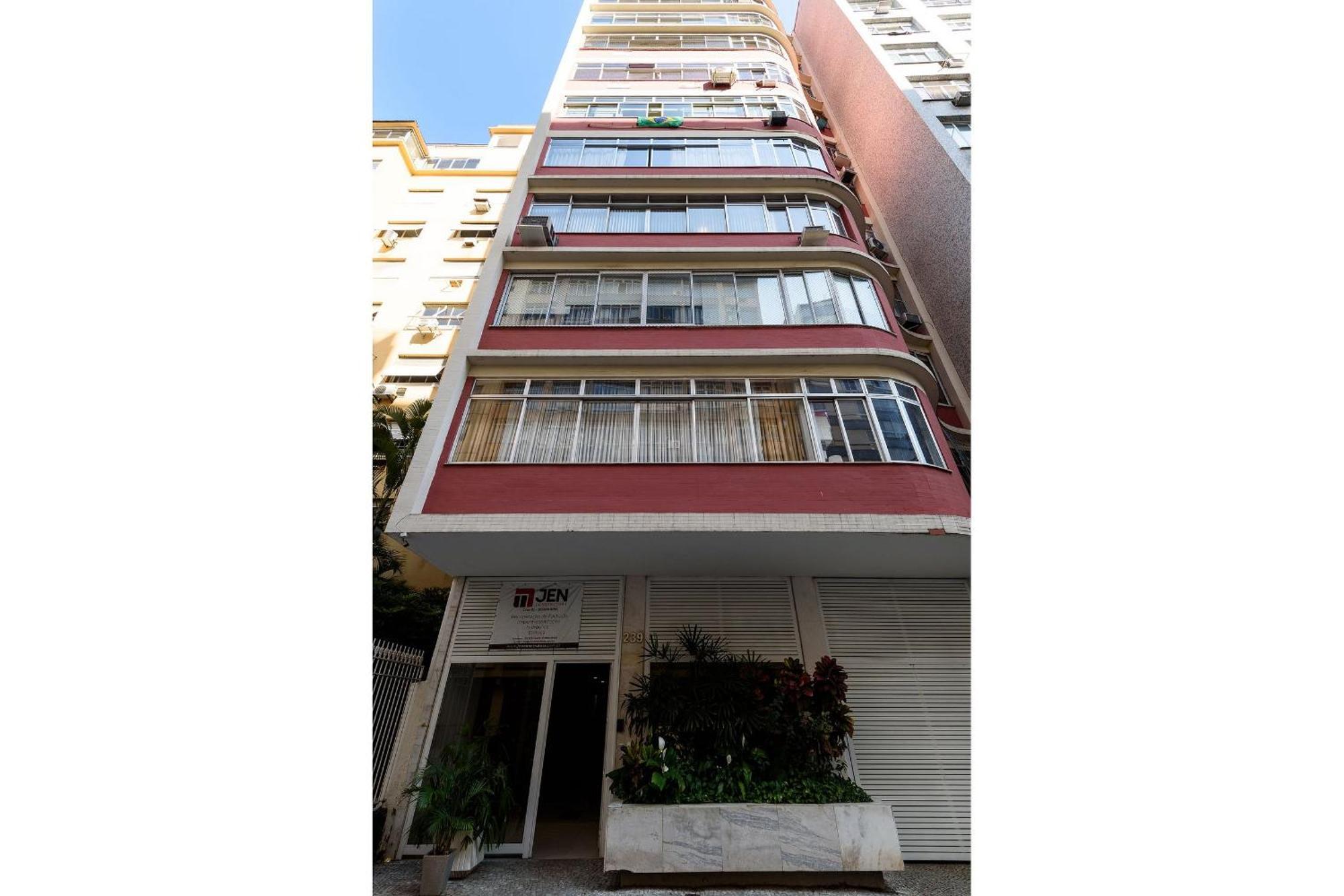 Omar Do Rio - Tn 239/301: Grande P/ Até 10 Pessoas, Internet 240mbps, Workstation, Smart Tv, 100 Metros Do Metrô E 500metros Da De Copacabana Rio de Janeiro