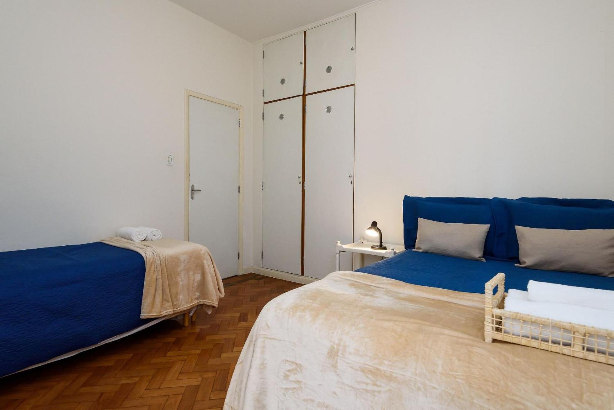 Apartamento Omar Do Rio - Tn 239/301: Grande P/ Até 10 Pessoas, Internet 240mbps, Workstation, Smart Tv, 100 Metros Do Metrô E 500metros Da De Copacabana *