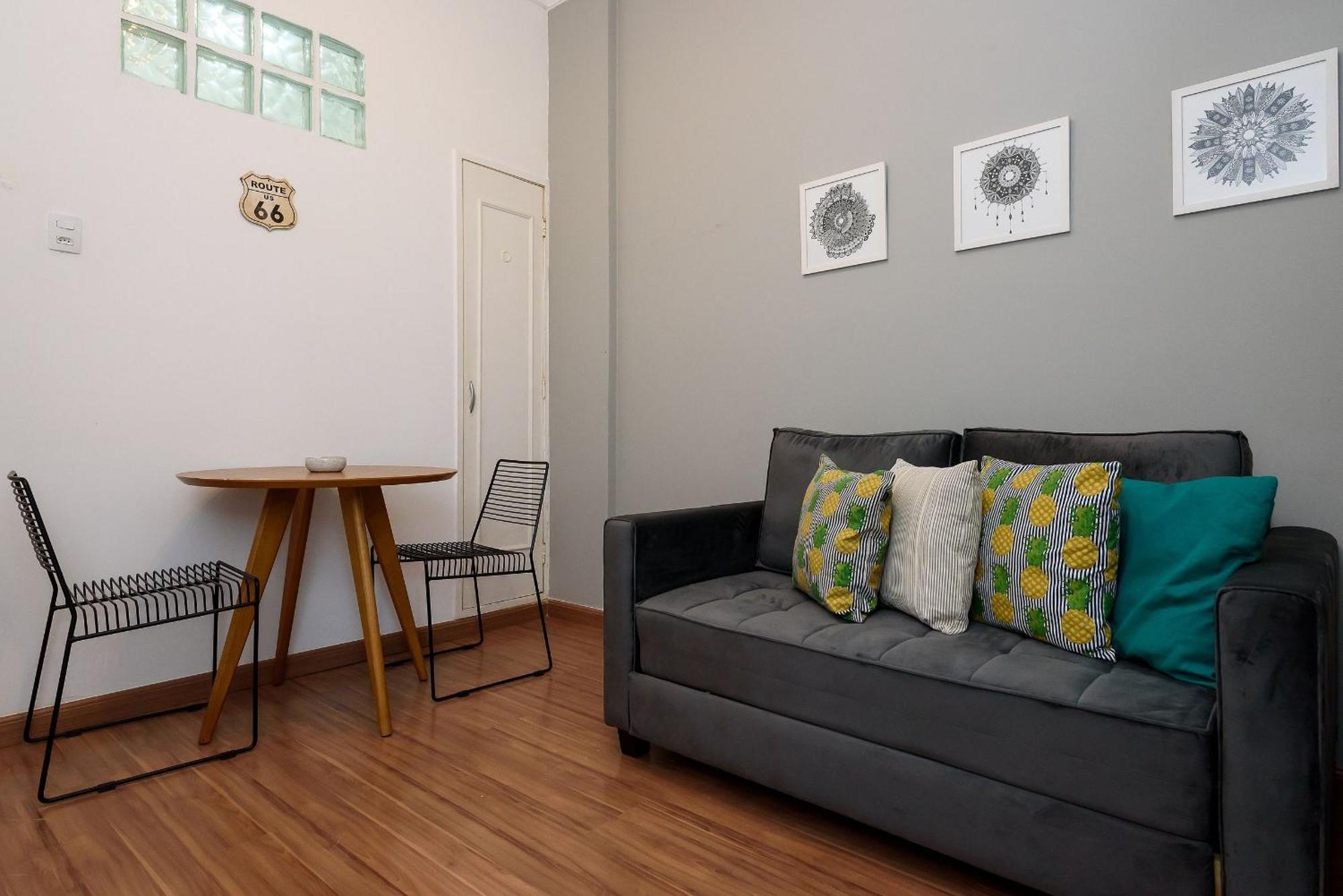 Apartamento A 100m Da | Nsc 115/1403 *