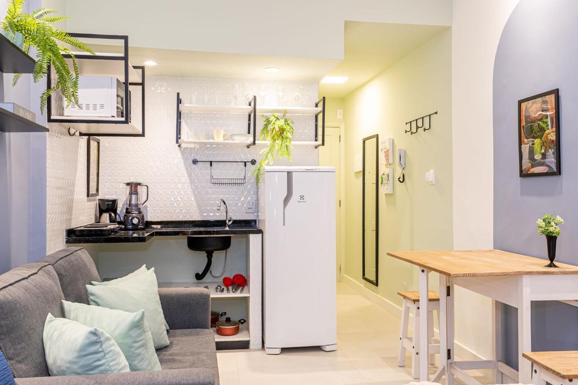 Apartamento A 300m Da De Copacabana | Pj 335/603 *