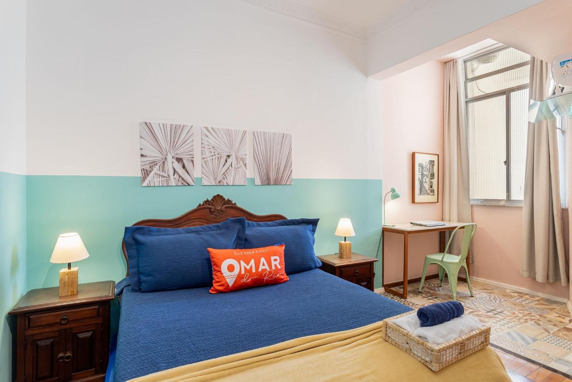 Apartamento 2qtos Com Vista Mar Em Copacabana | A 2936/1202