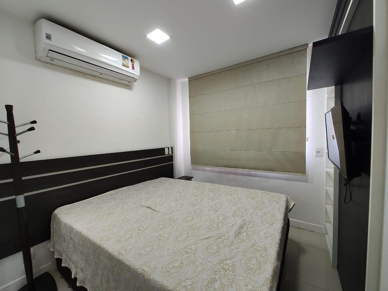 Locacao Em Frente Ao Projac - Mobiliado - Disponivel Contrato Anual Ou Temporada Apartamento *