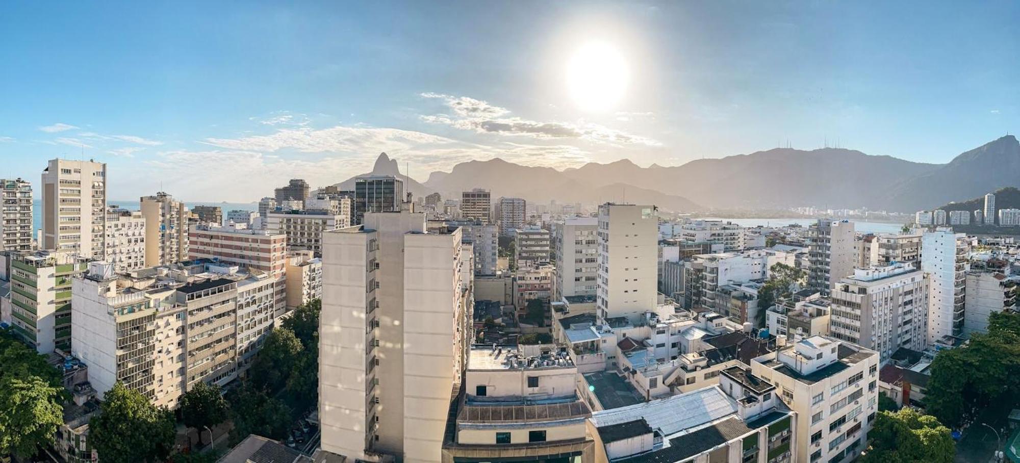 Apartamento Cobertura Alugar Em Ipanema Com 2 Quartos, Vista Cinematografica, Terraco E Jacuzzi Rio de Janeiro