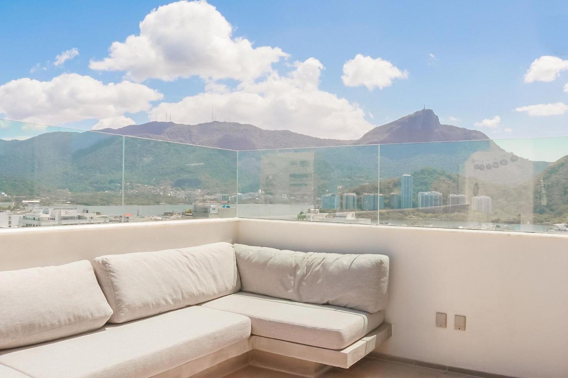 Cobertura Alugar Em Ipanema Com 2 Quartos, Vista Cinematografica, Terraco E Jacuzzi Rio de Janeiro