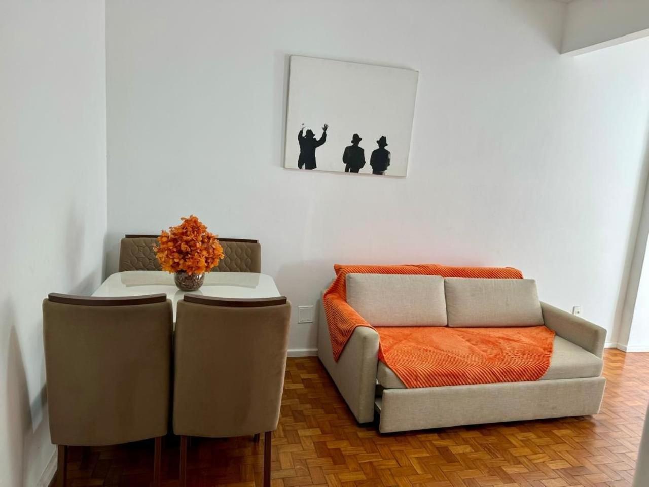 Copacabana 50 Meters From The Sea *