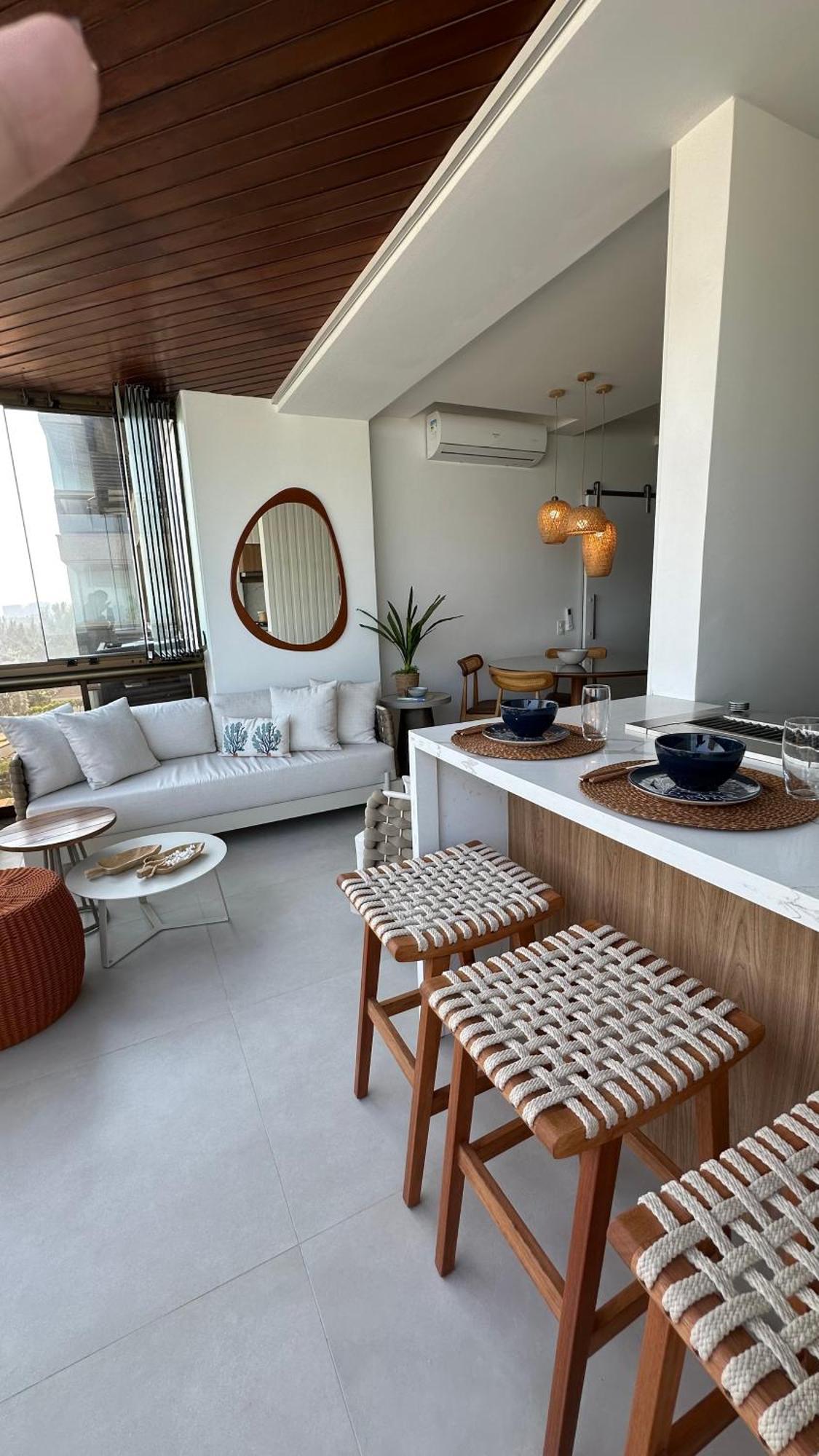 Apartment Lindo Apto No Lugar Da Barra Da Tijuca! Com Uma Vista De Tirar O Folego, Frente O Mar! Totalmente Equipado E Decorado Ao Lado Dos Melhores E Quiosques Da Barra! Portaria 24h, Piscina, Sauna, Jacuzzi, Academia, Garagem, Wi-fi, Lavan