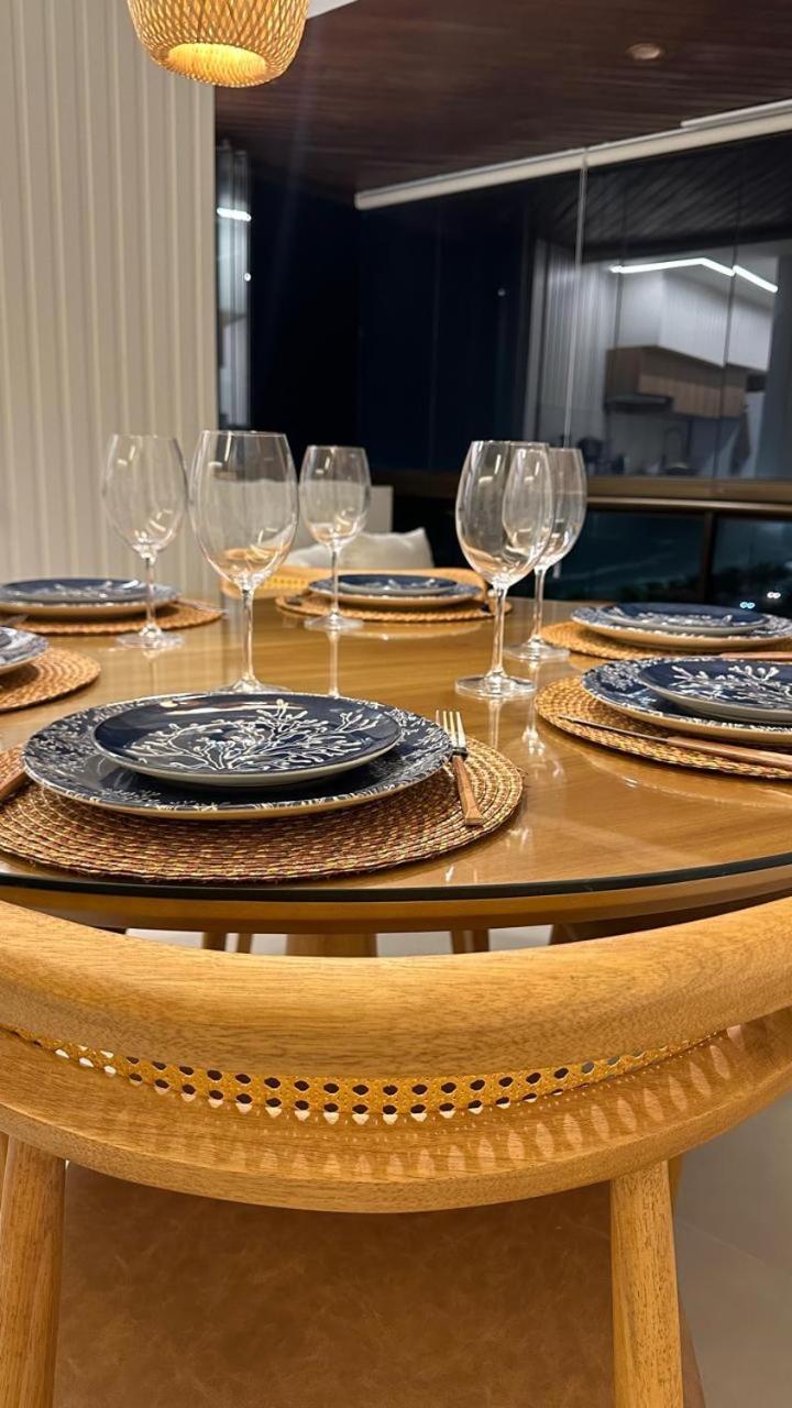 Lindo Apto No Lugar Da Barra Da Tijuca! Com Uma Vista De Tirar O Folego, Frente O Mar! Totalmente Equipado E Decorado Ao Lado Dos Melhores E Quiosques Da Barra! Portaria 24h, Piscina, Sauna, Jacuzzi, Academia, Garagem, Wi-fi, Lavan Rio de Janeiro