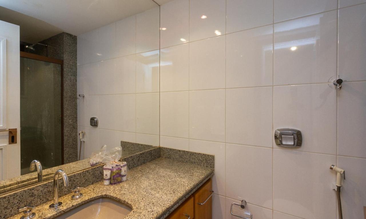 Tabas - Espacoso Ape No Leblon - Lb0005 Apartment