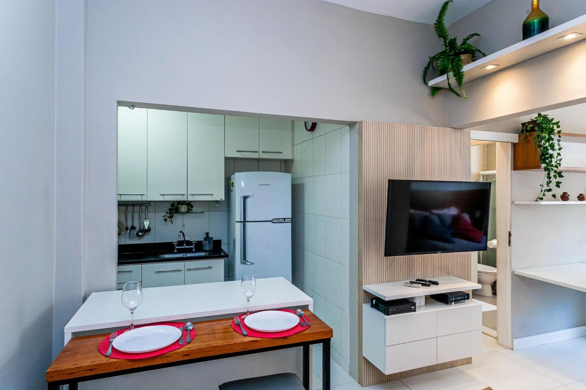 Apartamento Copacabana Com Garagem, Office, Closet - Luxo, Conforto E Lazer. Rio de Janeiro
