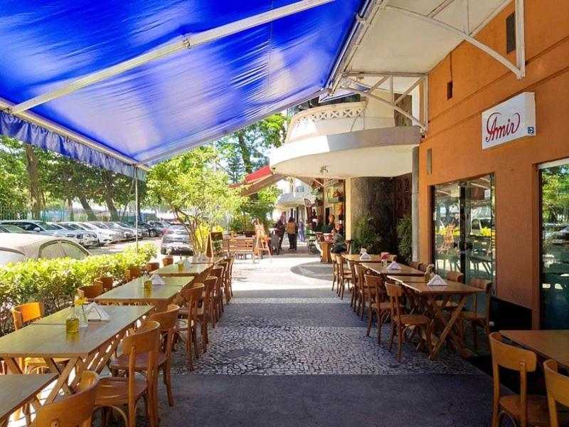 Copacabana Com Garagem, Office, Closet - Luxo, Conforto E Lazer. Rio de Janeiro