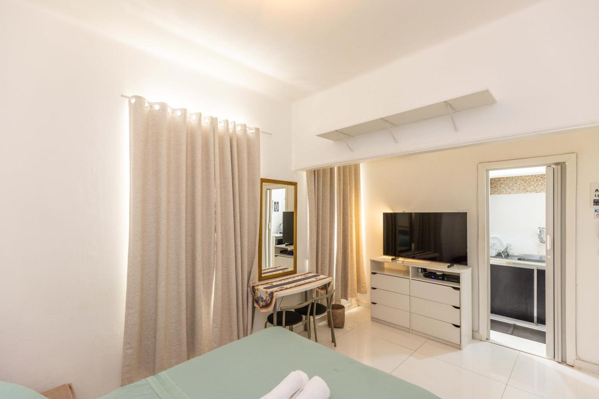 Studio's Edificio Leblon Apartamento