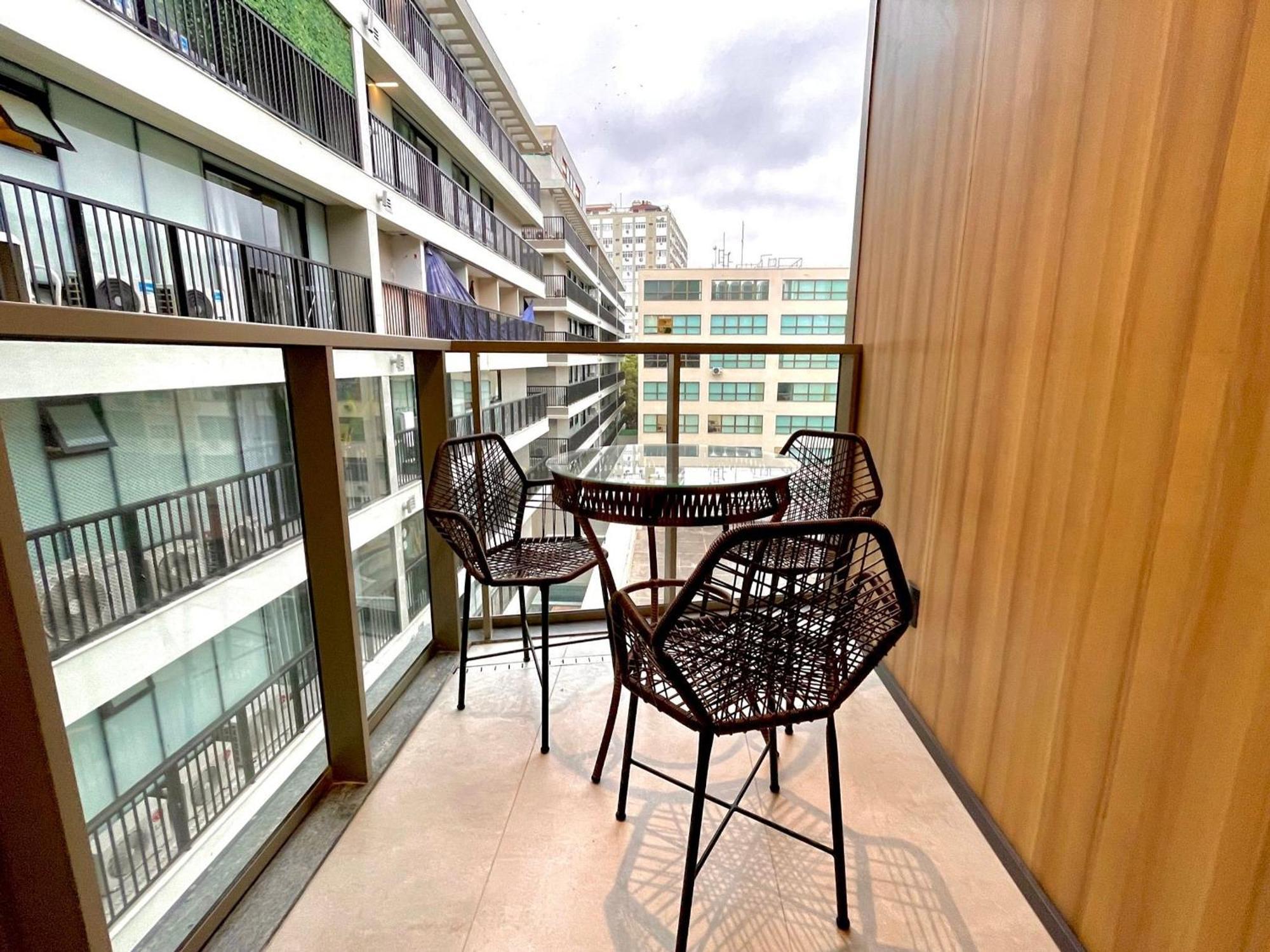Leblon - Novo, Com Piscina E Academia