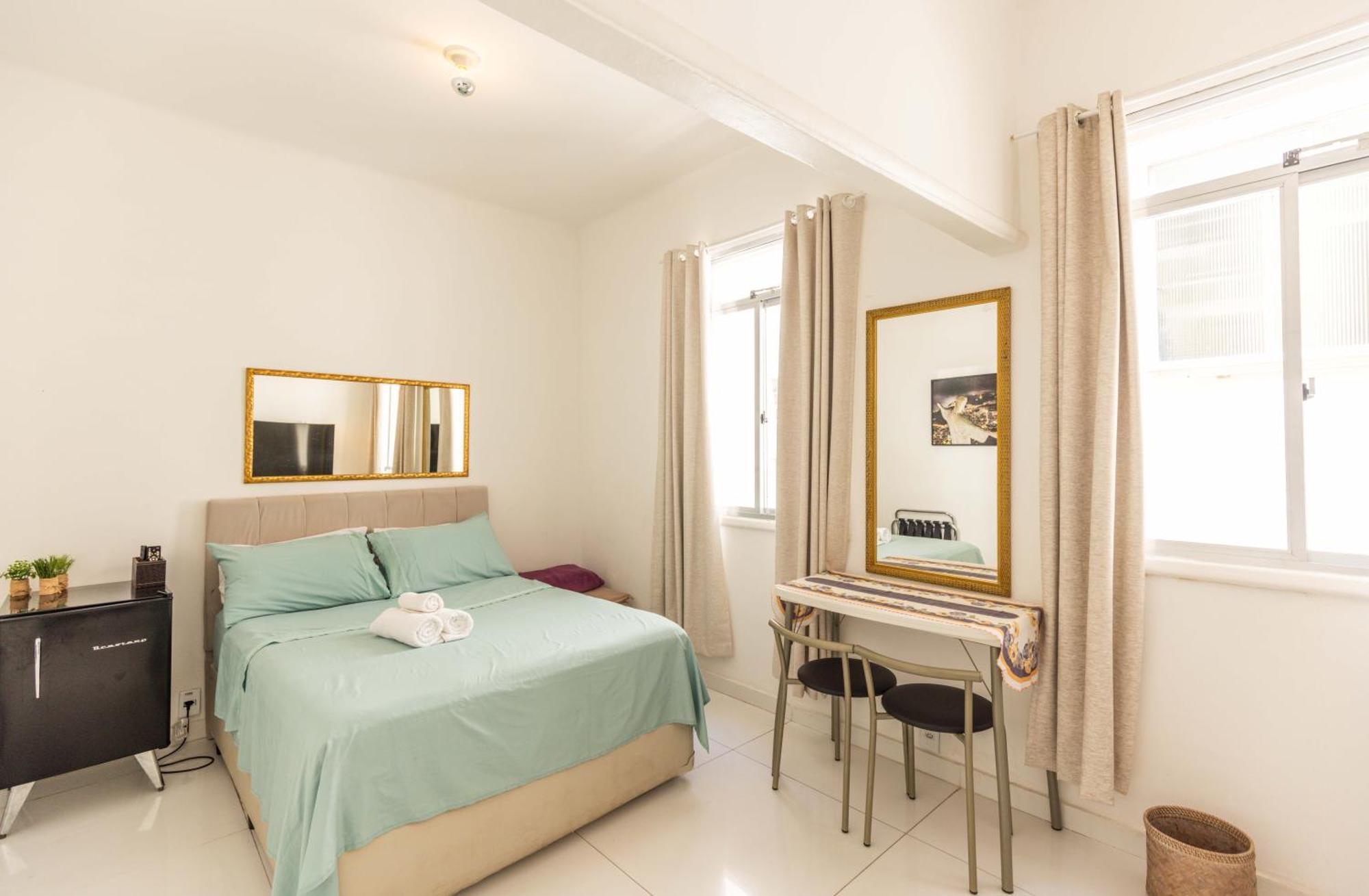 Studio's Edificio Leblon Apartamento