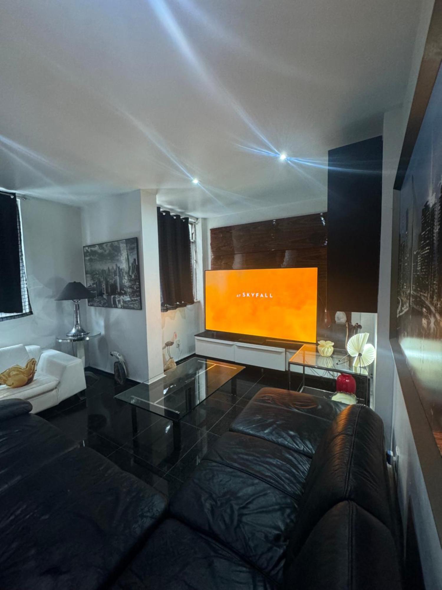 Apartamento The Copacabana Luxury Design 3 Bedroom 3 Bathroom 85 Inch Cinema Tv Location Rio de Janeiro