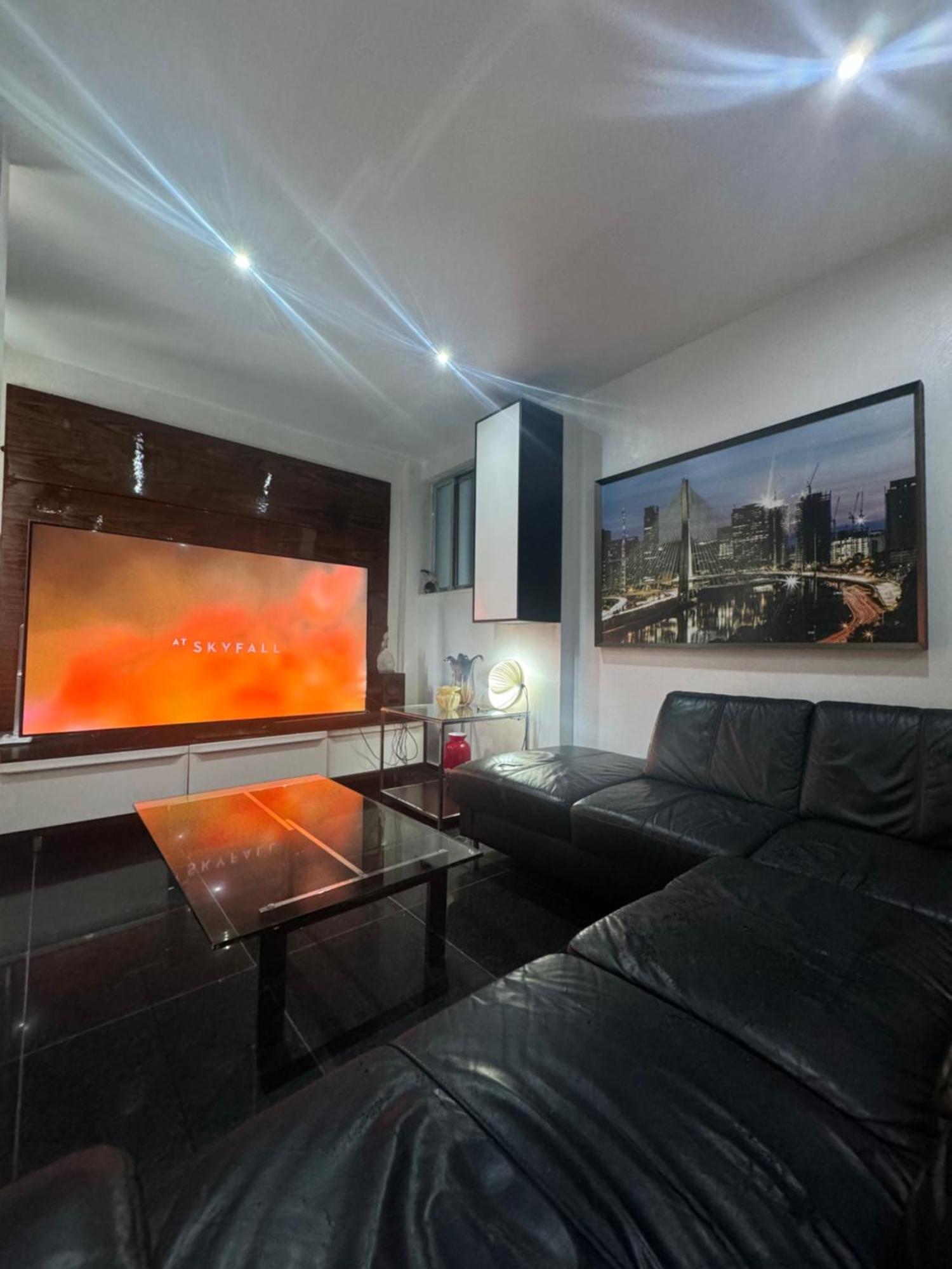 The Copacabana Luxury Design 3 Bedroom 3 Bathroom 85 Inch Cinema Tv Location Rio de Janeiro