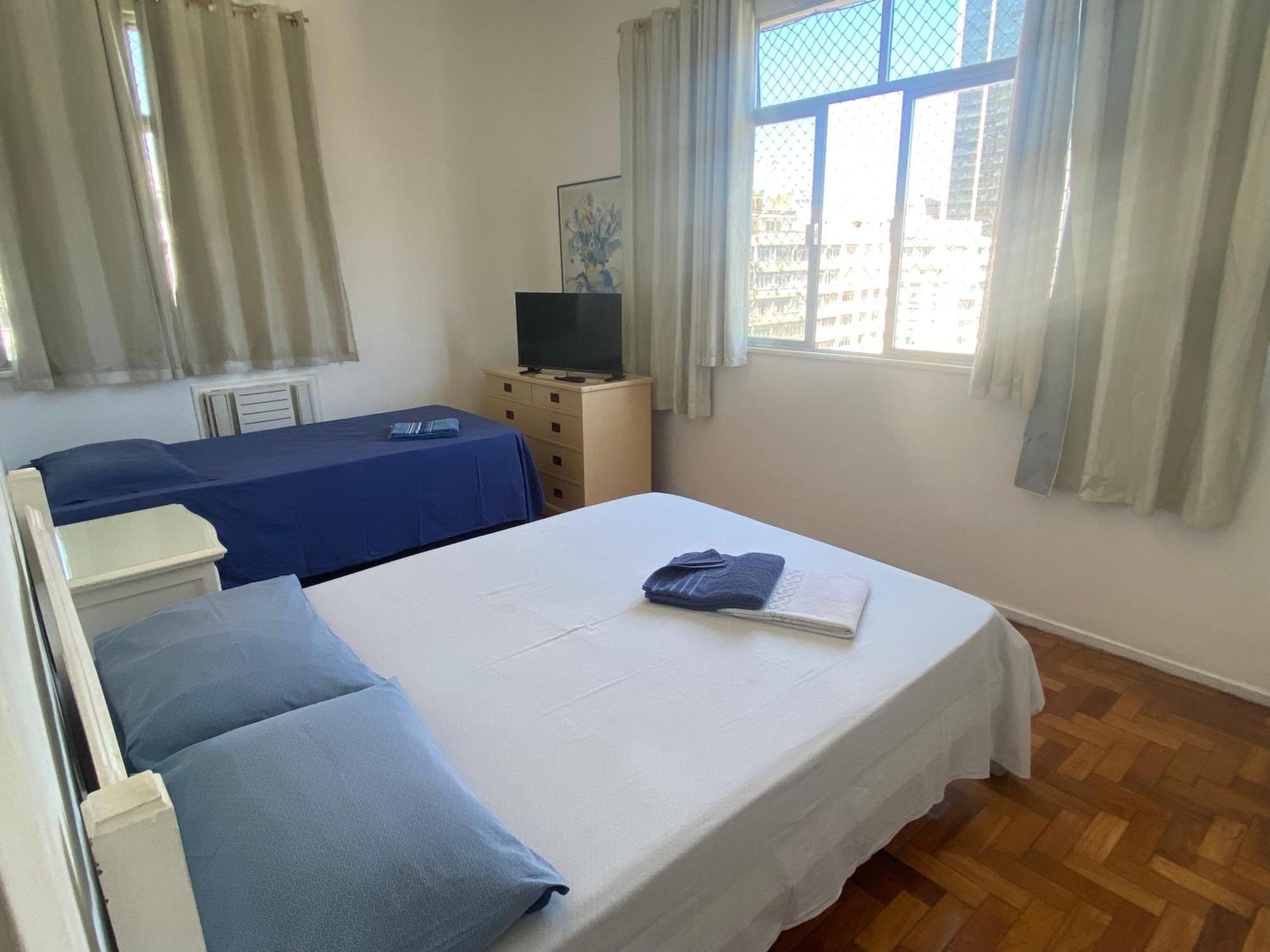Copacabana Oceanview Suites: High-floor Retreat With Modern Comforts Apartment