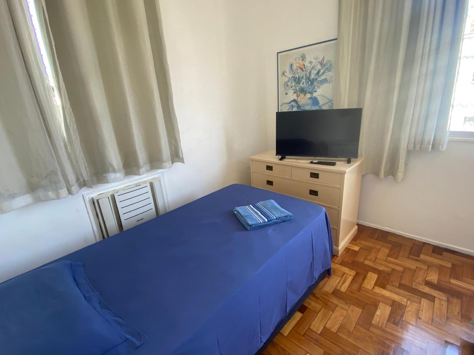 Copacabana Oceanview Suites: High-floor Retreat With Modern Comforts Apartment Rio de Janeiro