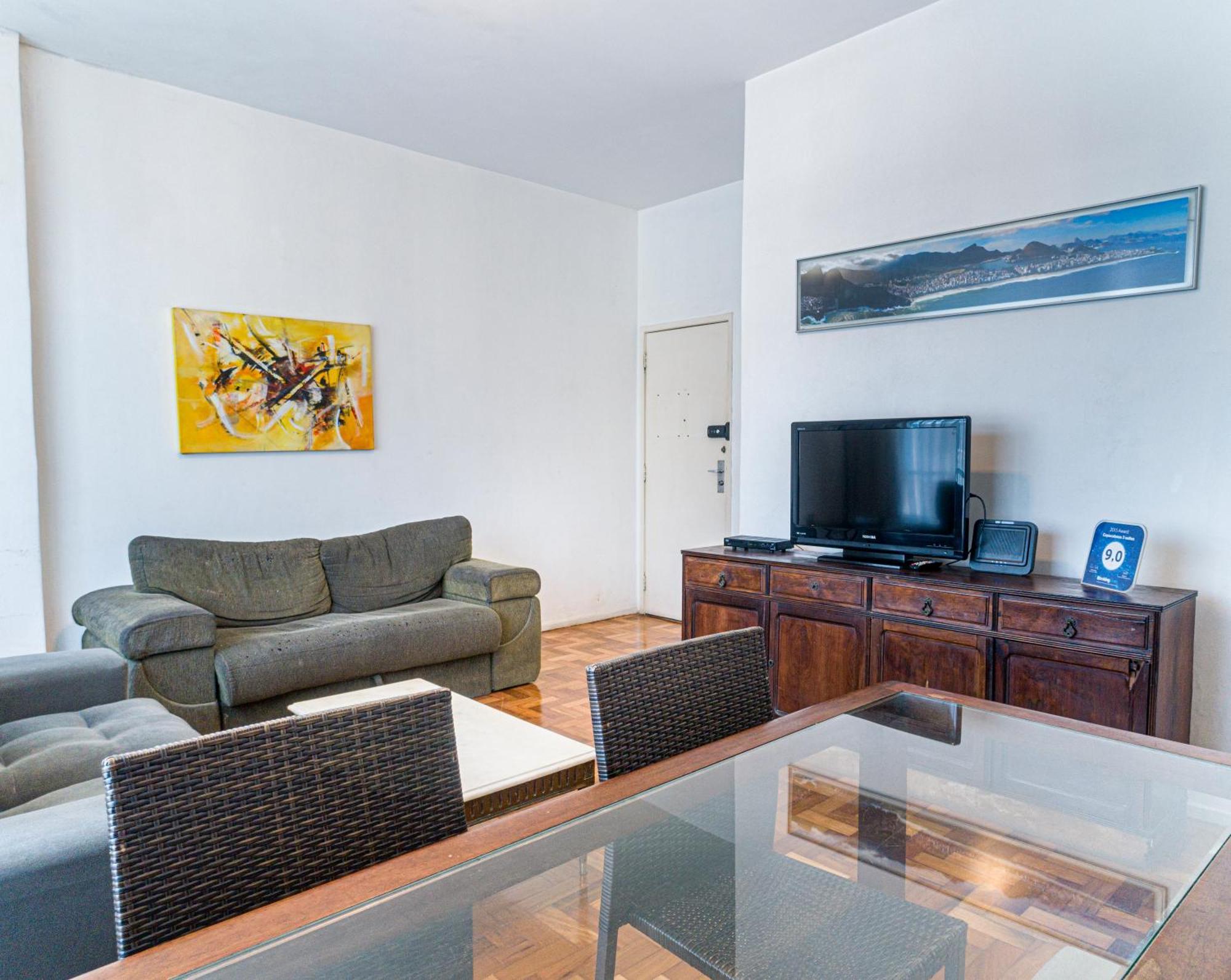 Copacabana Oceanview Suites: High-floor Retreat With Modern Comforts Apartment Rio de Janeiro