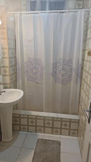 Guest house Cuartos Privados En Apto Copacabana *