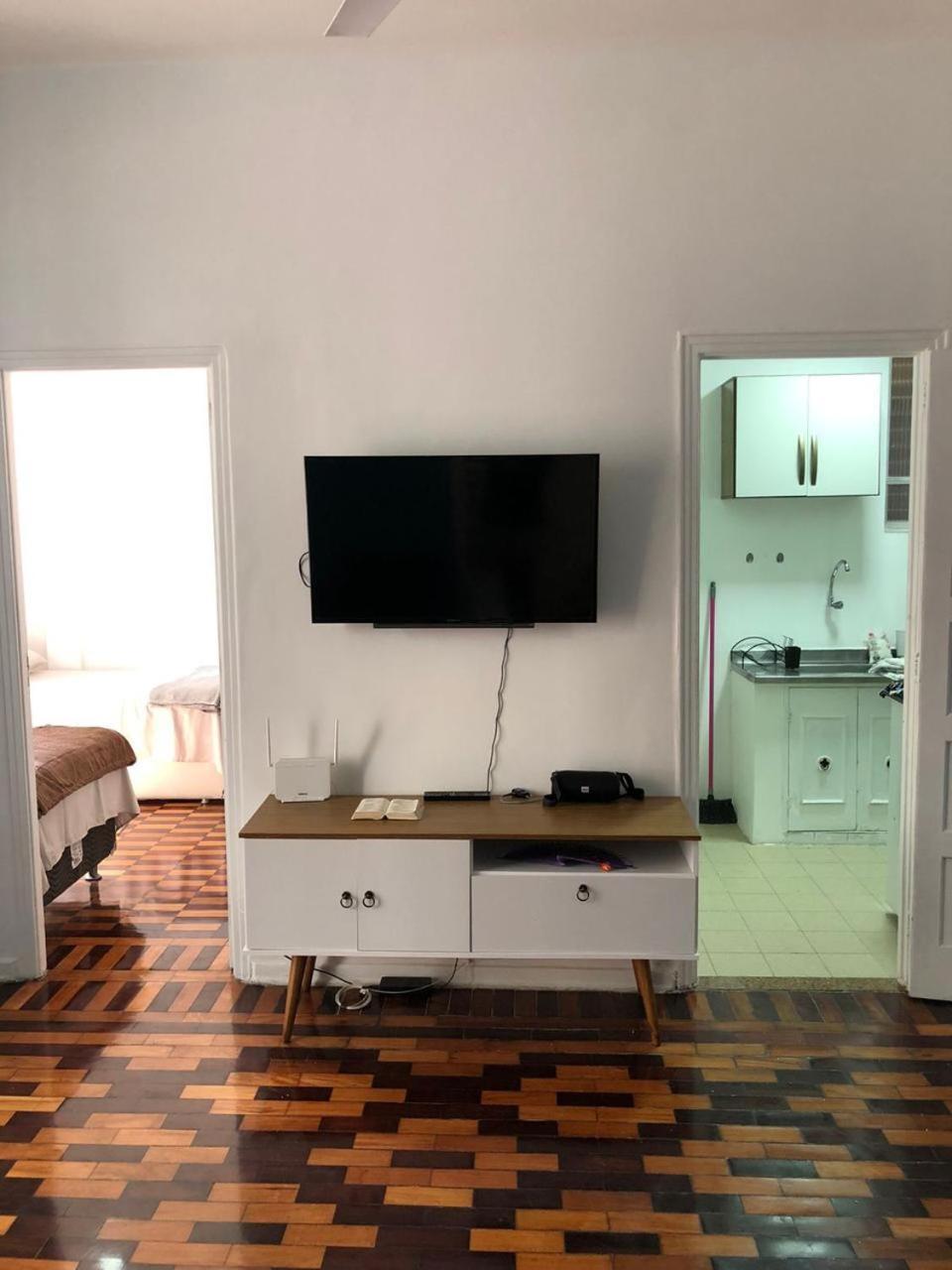 Guest house Cuartos Privados En Apto Copacabana Rio de Janeiro
