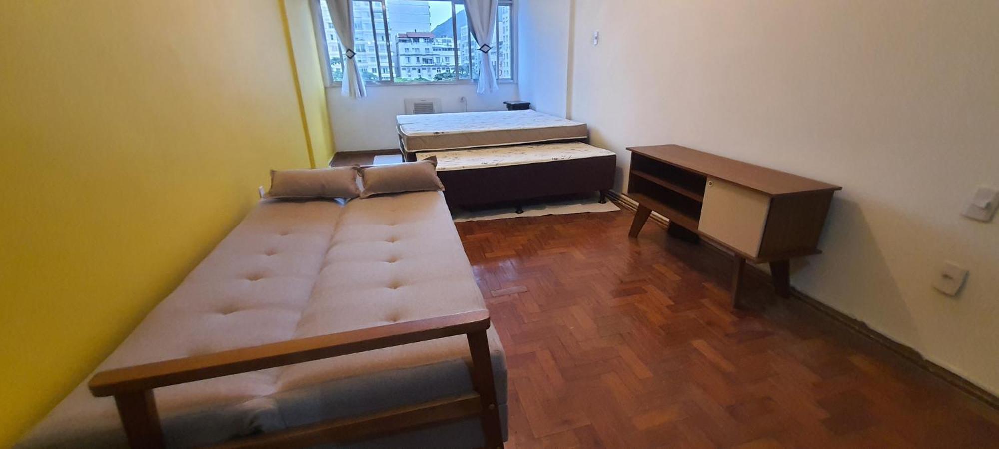Apartamento No Coracao De Copacabana Com Vista Mar *