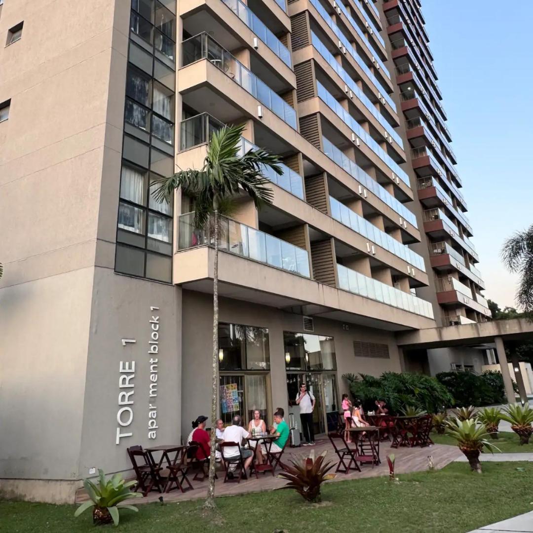 Via Premiere Riocentro Apartment