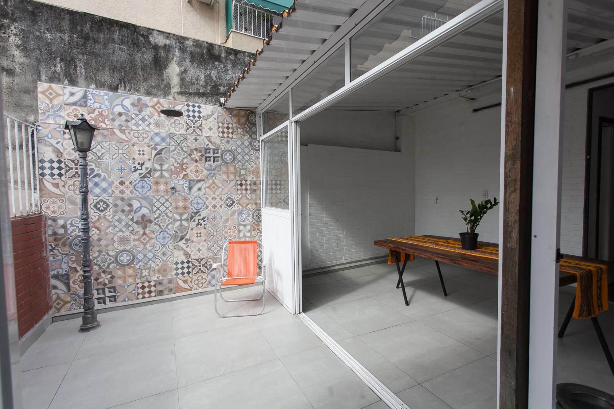 Casa de hóspedes Espaco Sideral - Quartos Com Ar-condicionado, 5min Estadio Maracana, 8min Uerj, Shopping, 12min Metro, Wi-fi 300mbp, Ampla Area Comum Com Cozinha - Pratico E Confortavel Rio de Janeiro