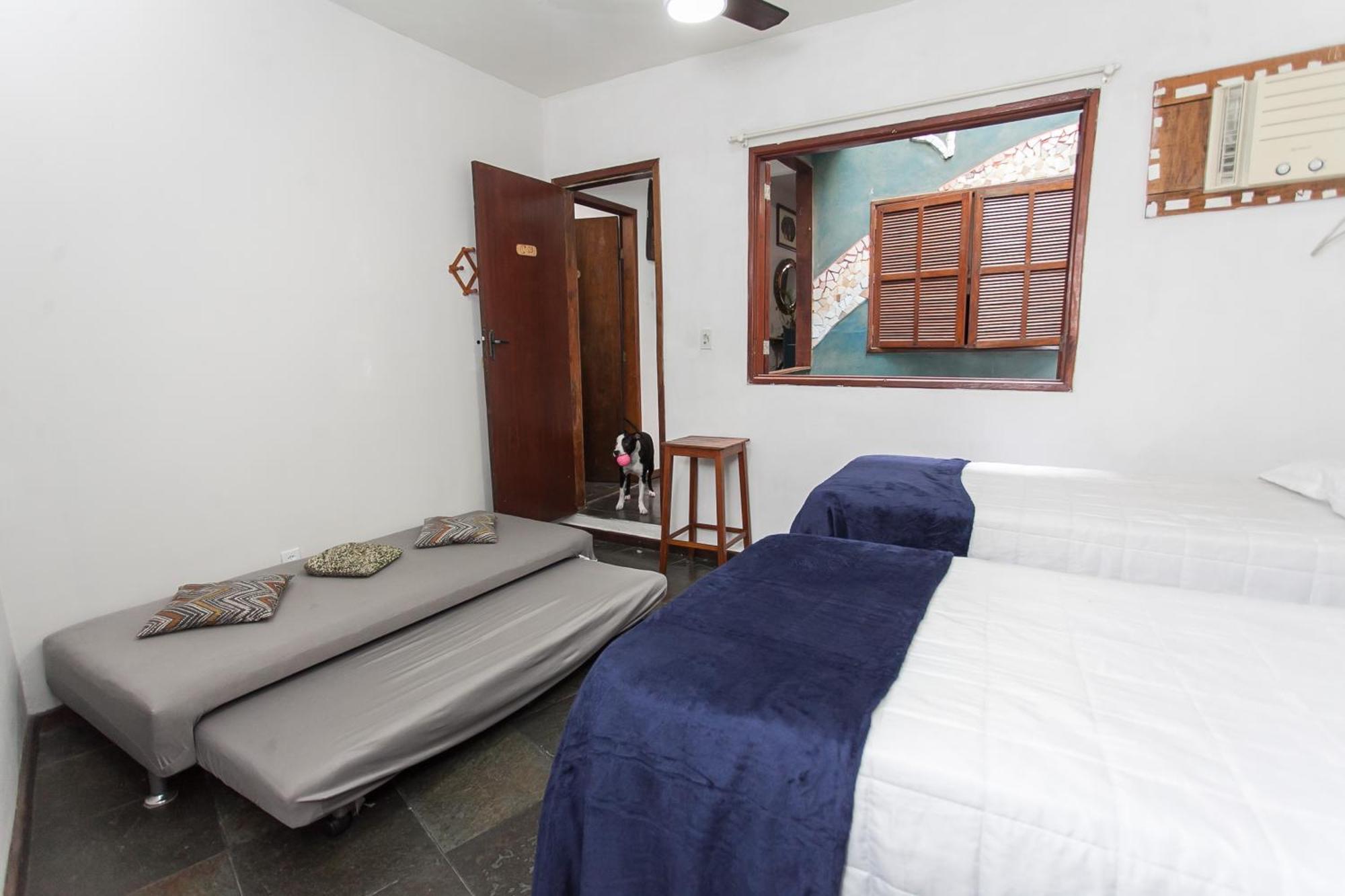 Casa de hóspedes Espaco Sideral - Quartos Com Ar-condicionado, 5min Estadio Maracana, 8min Uerj, Shopping, 12min Metro, Wi-fi 300mbp, Ampla Area Comum Com Cozinha - Pratico E Confortavel *