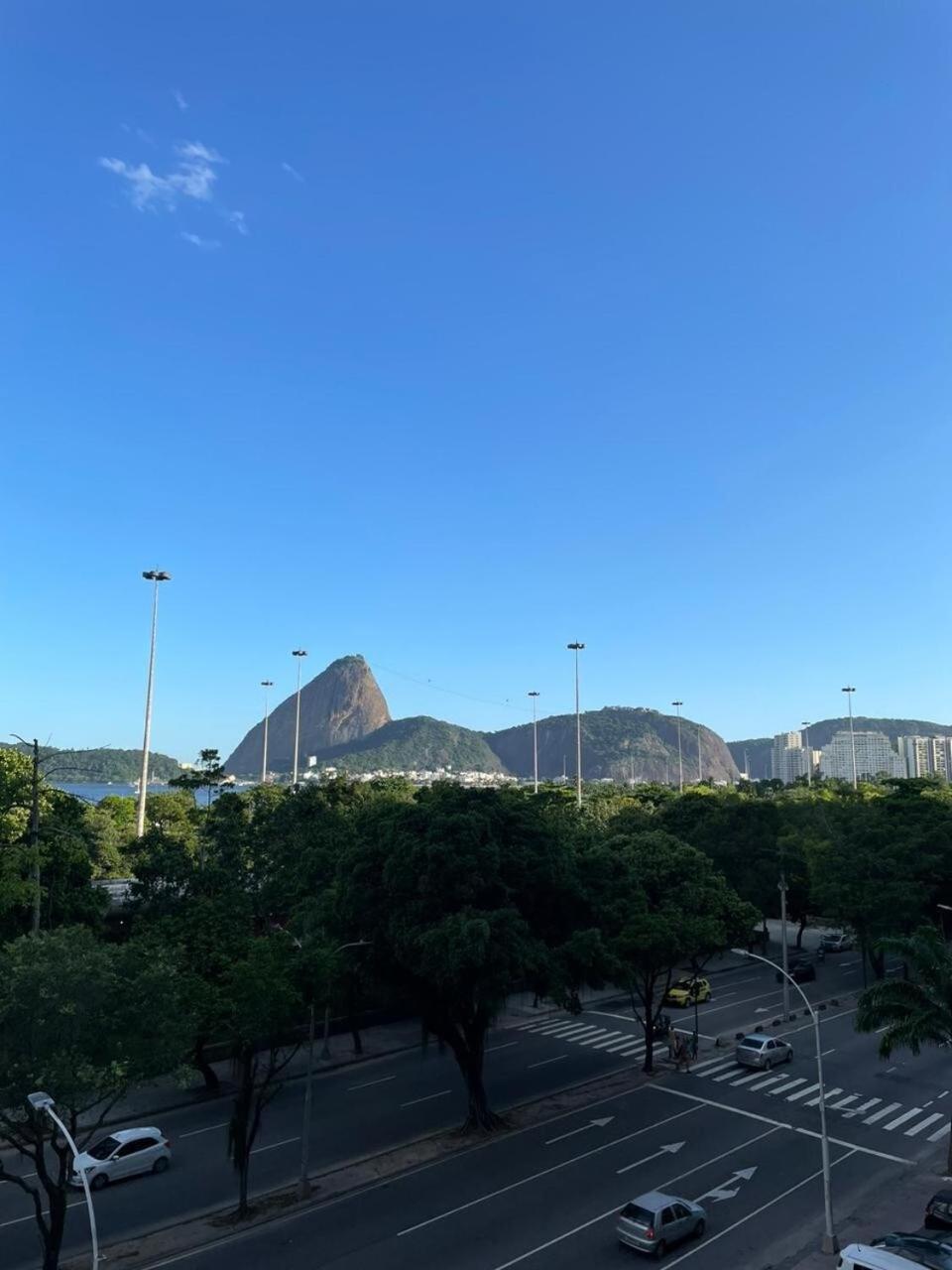 Com Vista Incrivel No Flamengo Apartamento