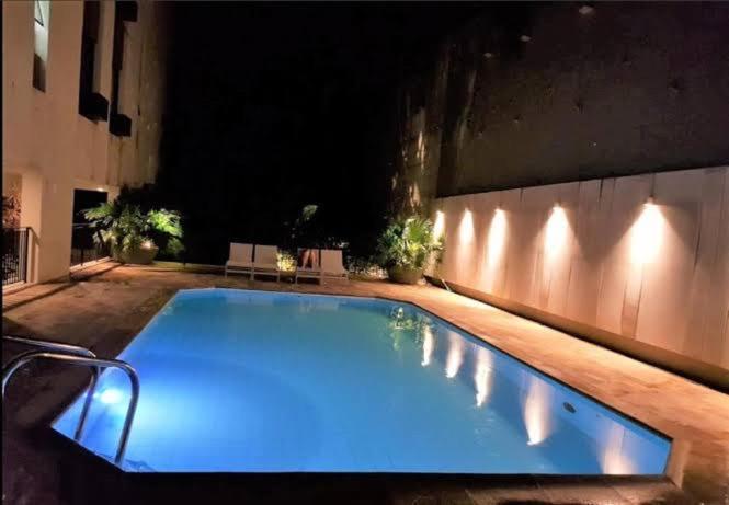 Apartamento Com Piscina Em Copacabana *