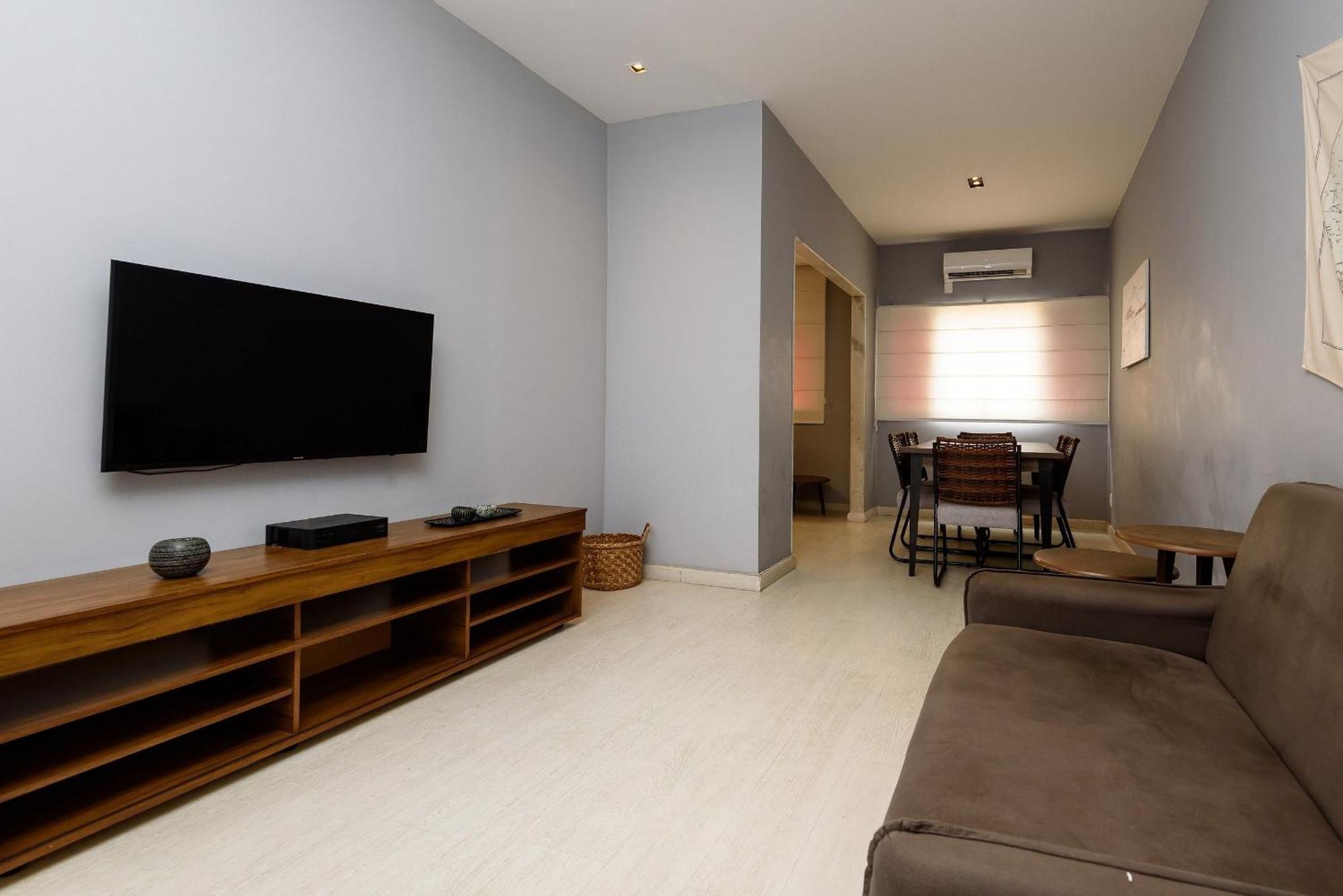 Em Ipanema Com Garagem | Bt 82/208 Apartment Rio de Janeiro